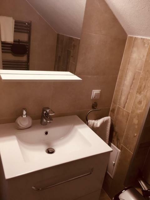Vila Nona Apartment Сибиу Екстериор снимка
